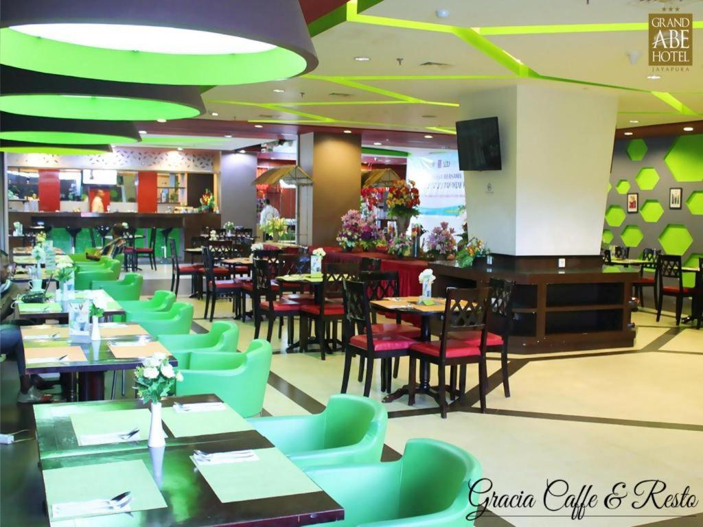 Grand Abe Hotel Jayapura Exterior photo