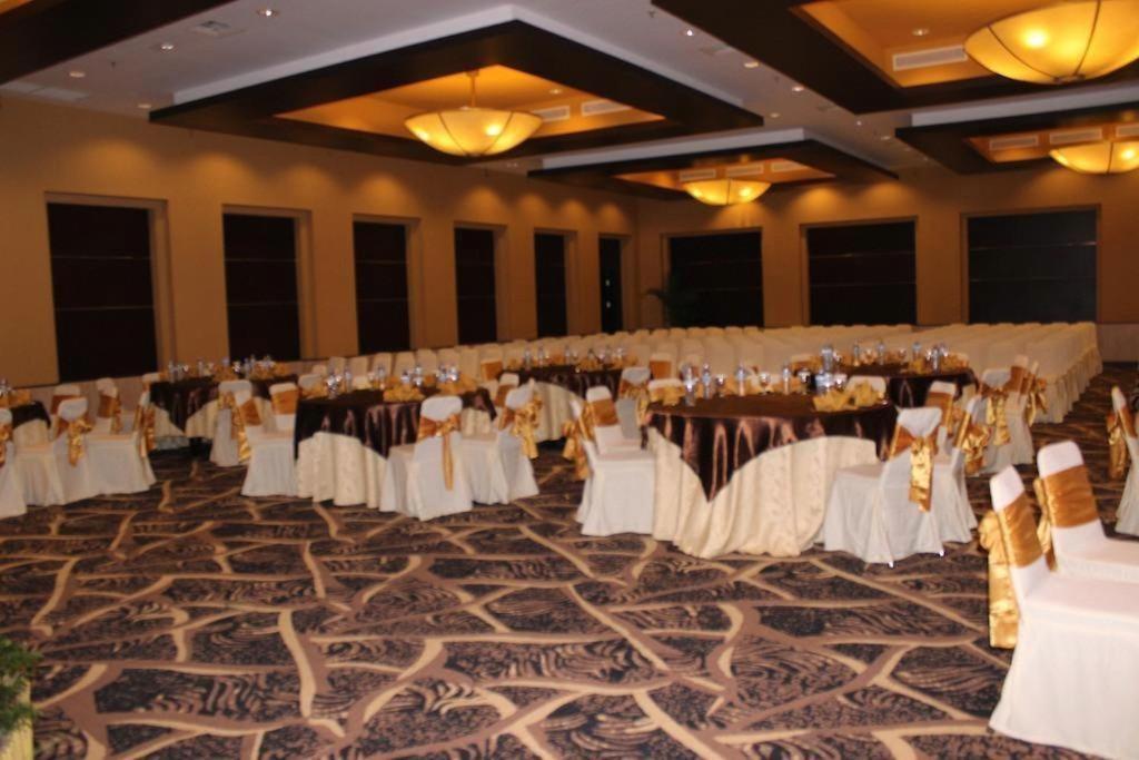 Grand Abe Hotel Jayapura Exterior photo